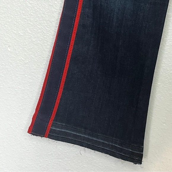 Veronica Beard Carolyn Baby Bootcut High Rise Jean Raw Hems 26/2 Blue Red Stripe - Picture 3 of 12